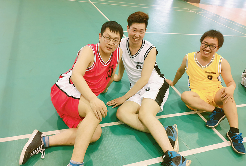 篮球赛中场休息